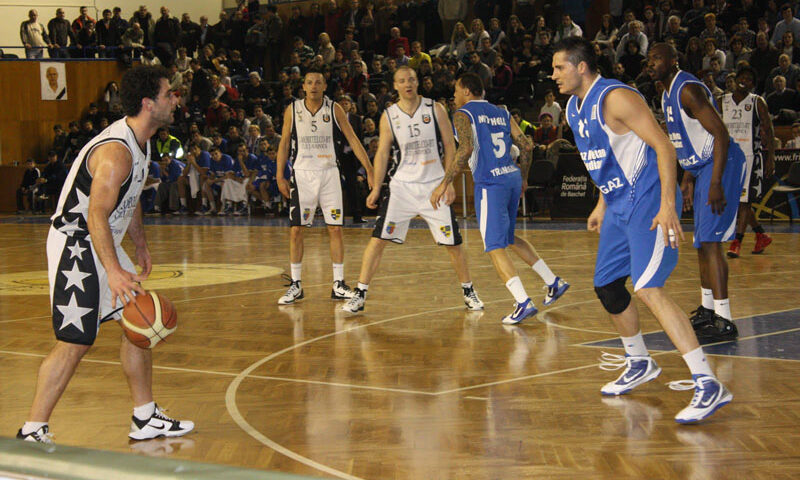 Gaz Metan-U Mobitelco, finala Cupei României la baschet